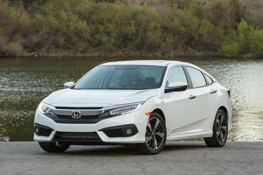 2016-Honda-Civic-Turbo-2